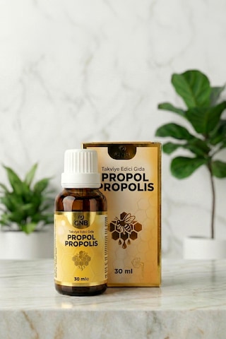 Gnb Propol Propolis, Ekinezya, Adaçayı, Nane Yağı Ve Karanfil Yağı İçeren Takviye Edici Gıda 30 Ml Gnb Propol Propolis, Ekinezya, Adaçayı, Nane Yağı Ve Karanfil Yağı İçeren Takviye Edici Gıda 30 Ml
