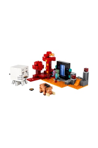 LEGO® Minecraft 21255 Nether Geçidi Pususu 352 Parça