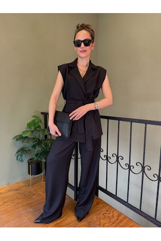 Ali Butik Siyah Keten Kuşak Detaylı Yelekli Takım