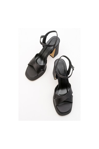 Luvishoes Lello Siyah Saten Kadın Topuklu Ayakkabı Siyah