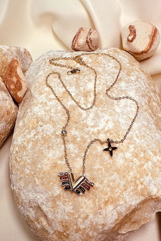 V Model Zirkon Taşlı Yoncalı Altın Gold Renk Paslanmaz Çelik Kolye Altın