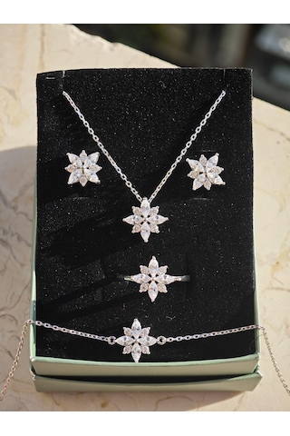 Silver Point Çiçek Figürlü Zirkon Taşlı Set Gümüş