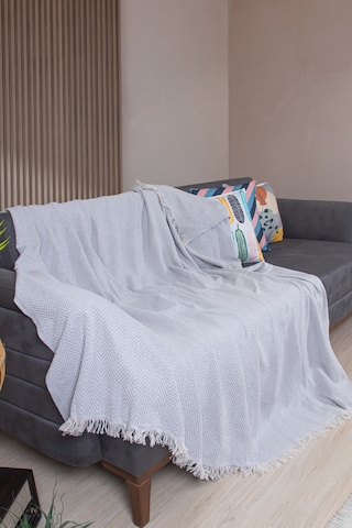 Pamuklu Zikzak Desenli Püsküllü Koltuk Örtüsü 170x210 Cm Dekoratif Ve Çok Amaçlı Gri