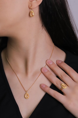 Beyisa Güneş Taşı Serisi Sarma Damla Kesim Siyah Renkli Oniks 22 Ayar Altın Kaplama Kadın Set