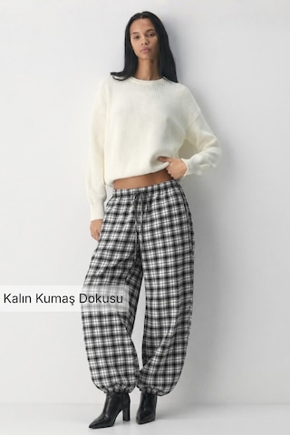 Madmext Beyaz Ekose Desenli Beli Lastikli Balon Pantolon Mg2905