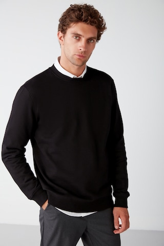 Grimelange Travis Erkek Yumuşacık Kumaşlı Regular Fit Yuvarlak Yakalı Siyah Sweatshirt