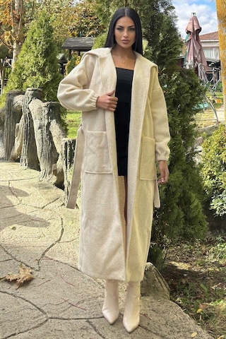 Ekru Cepli, Balon Kol, Kemerli, Kalın Örgü Triko, Uzun Kaban Ekru