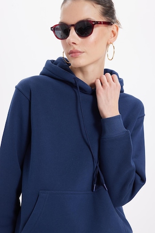 Tudors Kadın Relax Fit Rahat Kesim Pamuklu Kapüşonlu Kanguru Cepli Lacivert Sweatshirt-39937 Lacivert