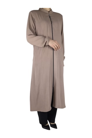 Kadın Ayrobin Kumaş Önü Fermuarlı Vatkalı Cepli Kap Siyah