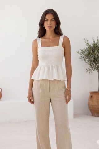 Kadın Beyaz Askılı Kare Yaka Gipeli Crop Bluz Volan Detaylı Hafif Dokulu Yeni Sezon Yazlık Bluz