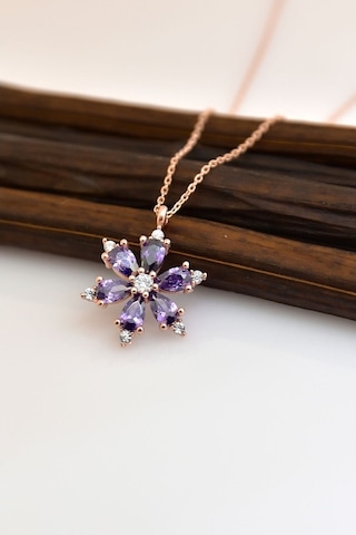 925K Gümüş Zincirli Ametist Taşlı Rose Lotus Kamelya Çiçeği Kolye