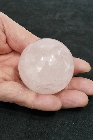 Doğal Pembe Kuvars Dekoratif Küre Sevgi Taşı Pk18