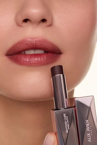 Alix Avien Beyond Care Sheer Lipstick 907 Glossy Espresso Yoğun Nemlendirici Besleyici Etki Parlak Ruj