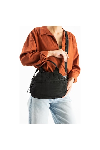 Kadın Omuz Çantası Elde Tutmalı Çapraz Askılı Postacı Bayan Çantası 20 27 Cm Astarlı Hafif Kumaş Siyah