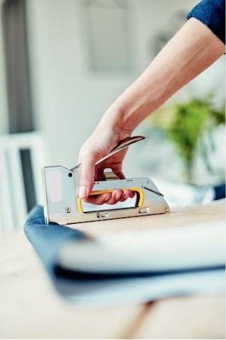 Zmk Sfd Profesyonel 4 - 8 MM Mekanik Zımba Tabancası + 5000 Adet Tel