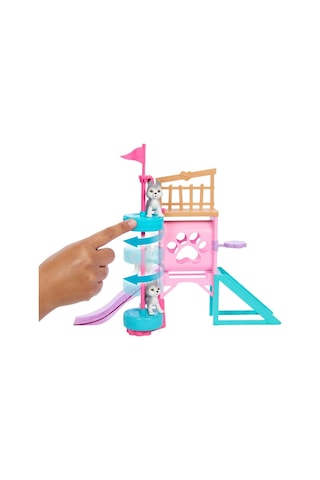 Barbie Stacie'nin Köpekçik Oyun Parkı HRM10