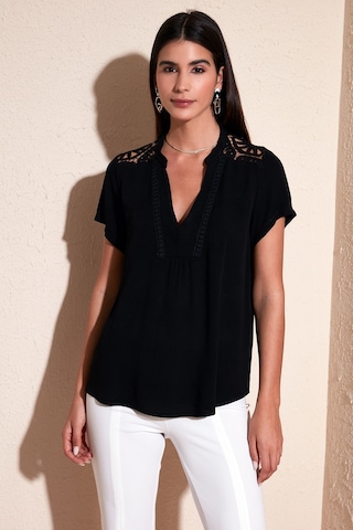 Lela Güpür Detaylı % 100 Pamuk Regular Fit V Yaka Bayan Bluz 611Bz0286 Siyah