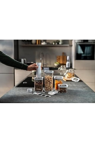 Fresh & S Cube Seti, S Beden, 6 Parçalı Saklama Seti, 4 X Küp Saklama Kutusu Dahil S, 2 X 2s, 3s , Ölçü Kaşığı 3 Boyut , 5 X Nfc Etiketi, 1 X Tebeşir Kalemi Siyah