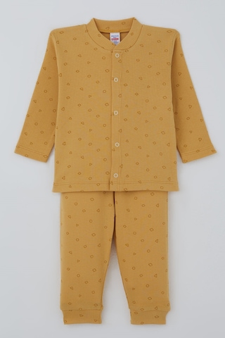 Breeze Erkek Bebek Pijama Takımı Mini Üçgenler Desenli Önden Çıtçıtlı 4 Ay-1 Yaş, Hardal Sarı