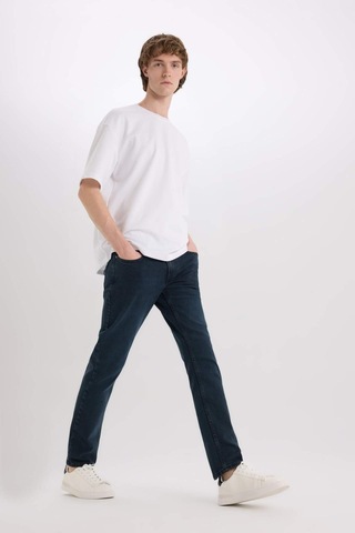 Defacto Pedro Slim Fit Dar Kalıp Normal Bel Dar Paça Jean Pantolon R8791az26spnm83 İndigo-nm83