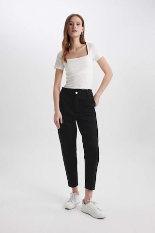 DeFacto Paperbag Gabardin Kumaş Pantolon Yüksek Bel Cepli Basic Düz Standart Paça S2790AZ24SMBK27