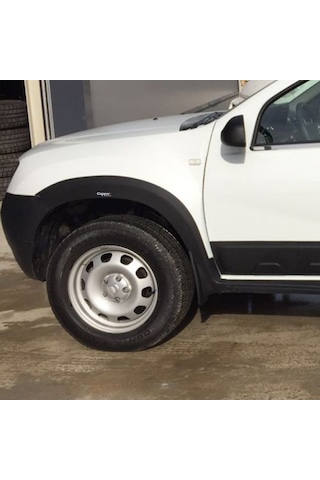 Dacia Duster Çamurluk Dodik 2013-2017 Yılı Arası Yılı Arası 8 Par Siyah