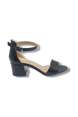 Selfie 4601-26 Rugan Tek Bant Orta Topuk Fashion Kadın Sandalet 5,5cm Siyah