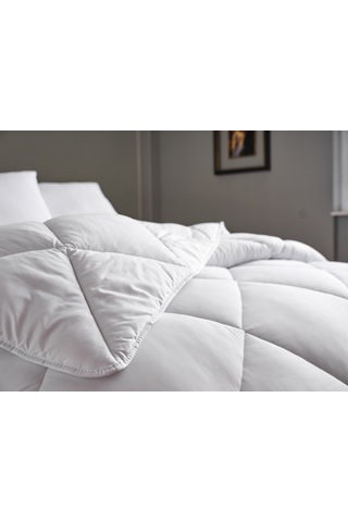 Doqu Home White Line Çift Kişilik Microfiber Yorgan