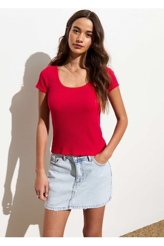Rooted Kadın Kare Yaka T-shirt & Bluz , Likralı Fitilli Kaşkorse Kumaş Kırmızı
