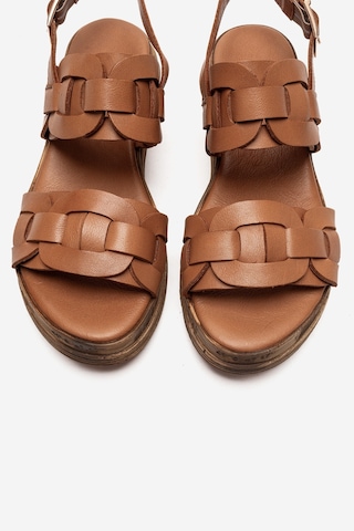Luvishoes Elvoro Taba Hakiki Deri Örgü Bantlı Kadın Sandalet