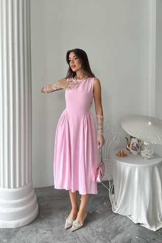 Etiler Collection Pembe Yanları Büzgülü Midi Boy Keten Elbise Pembe