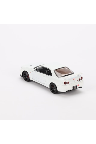 1:24 Ölçek Sesli Işıklı 4 Kapısı Kaput Ve Bagajı Açılan Stantlı Model Araç Gtr Beyaz