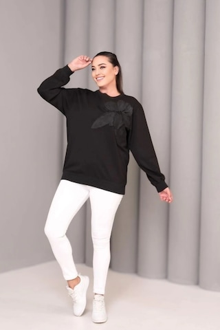 Çiçek Aplikeli Sweatshirt Siyah