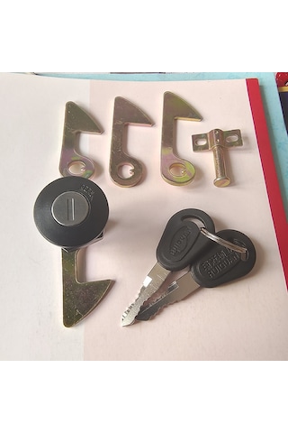 Geeksen Elektrikli Araç, Motosiklet Ve Skuter İçin Çinko Metal Bagaj Kilit - 4 Kanca İle Güvenli Depolama - 115 Gr Ağırlık