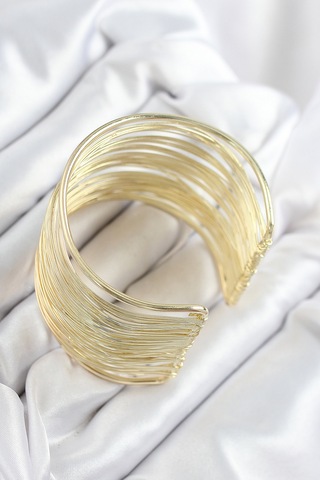 Tua Moda Pirinç Tel Sarma Model Gold Renk Kadın Bileklilk Çok Renkli