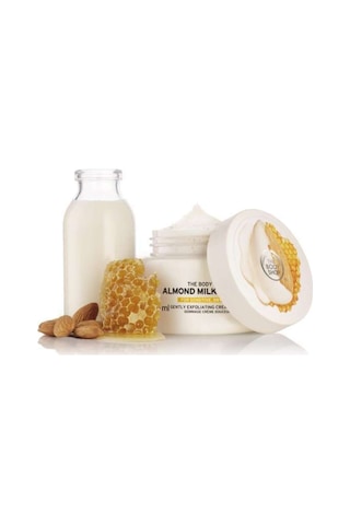 The Body Shop Almond Milk & Honey Arındırıcı Krem Peeling 250ml
