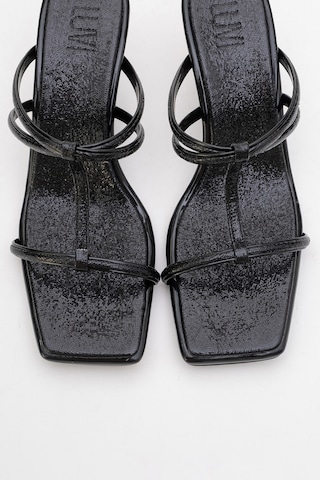 Luvishoes Luvi Shoes Mocha Siyah Desenli Kare Burunlu İnce Bantlı Kadın Topuklu Terlik Siyah
