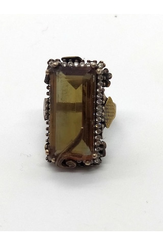 Sultanit Yüzük 157