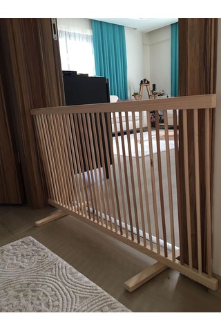 Sık Aralıklı Ahşap Köpek Çiti Yükseklik 50 Cm.