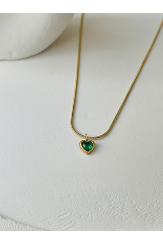 Minimal Yeşil Taşlı Kalp Detay Çelik Kolye Altın