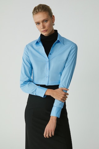 Ethıquet Sıntıa Kadın Slim Fit Dar Kalıp Vücuda Oturan Likralı Poplin Crop Mavi Gömlek