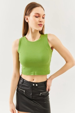 Butikgiz Kadın Sıfır Kol Bisiklet Yaka Vücuda Oturan %100 Pamuklu Kaşkorse Esnek Crop Bluz Çimen Yeşili