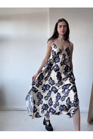 Retrobird Tasarım June Saten Yüzeyli Askılı Yırtmaçlı Elbise Kadın Krem-13780 KREm