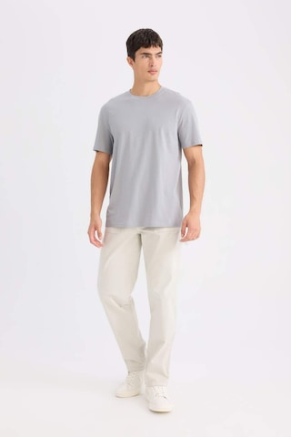 DeFacto %100 Pamuk New Regular Fit Bisiklet Yaka Basic Düz Kısa Kollu Tişört V7699AZ25SPGR89