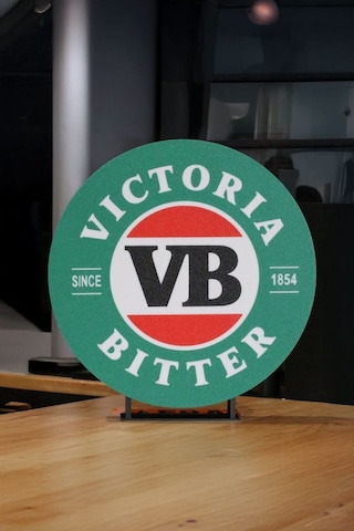 Victoria Bitter Tasarımlı Gece Lambası Çok Renkli
