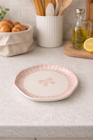 1 Adet Fiyonk Desenli Pembe Çizgili Pasta Tabağı- 21 Cm Çok Renk