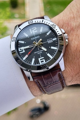 Casio Csıste10 Erkek Kol Saati