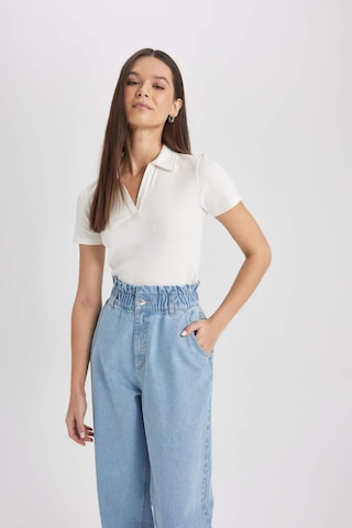 DeFacto Fitted Polo Yaka Fitilli Kaşkorse Kısa Kollu Beyaz Tişört A0379AX25SMWT32