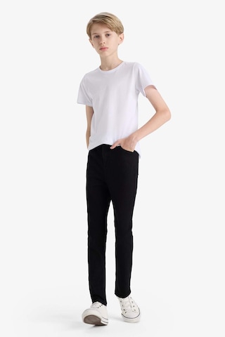 Defacto Okul Slim Fit Dar Kesim Düz Paça Jean Pantolon Erkek Çocuk C3683A824AU Siyah