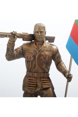 Azerbaycan Kahramanı Mübariz Ağakerimoğlu İbrahimov Mermerit Heykeli